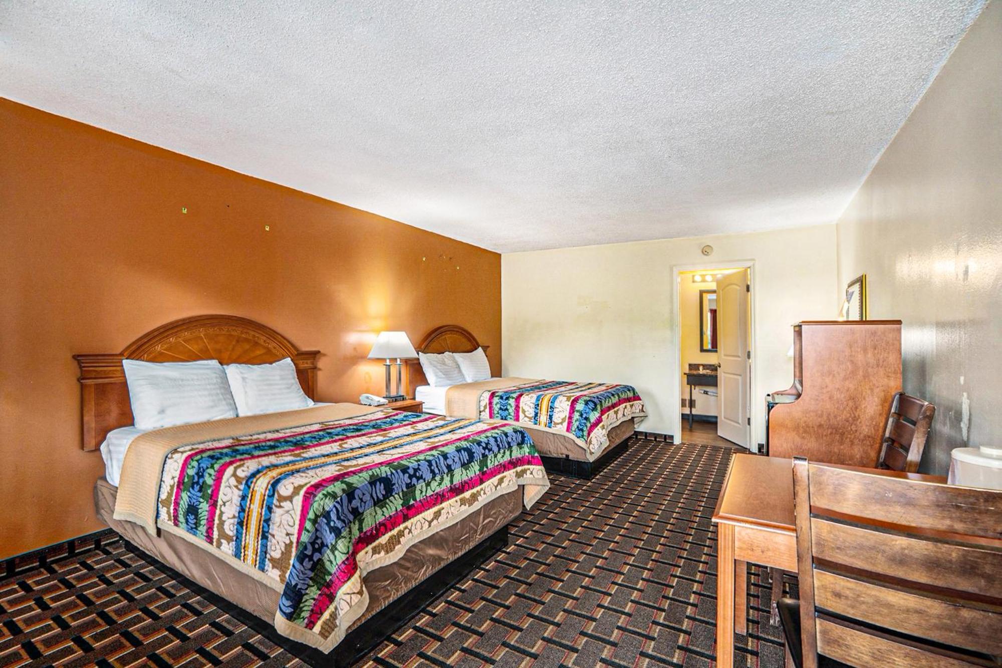 Great Lakes Inn & Suites شاوث هيفن الغرفة الصورة