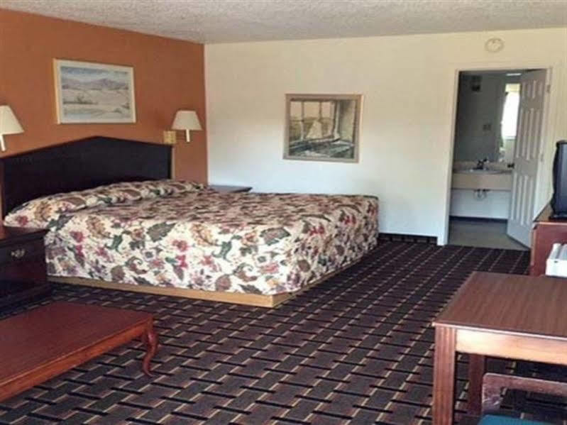 Great Lakes Inn & Suites شاوث هيفن المظهر الخارجي الصورة